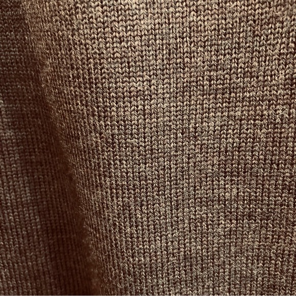 WILFRED Sz S Clara 100% Merino Wool Oversized Soft Long Sleeve Sweater Aritzia - Picture 4 of 12